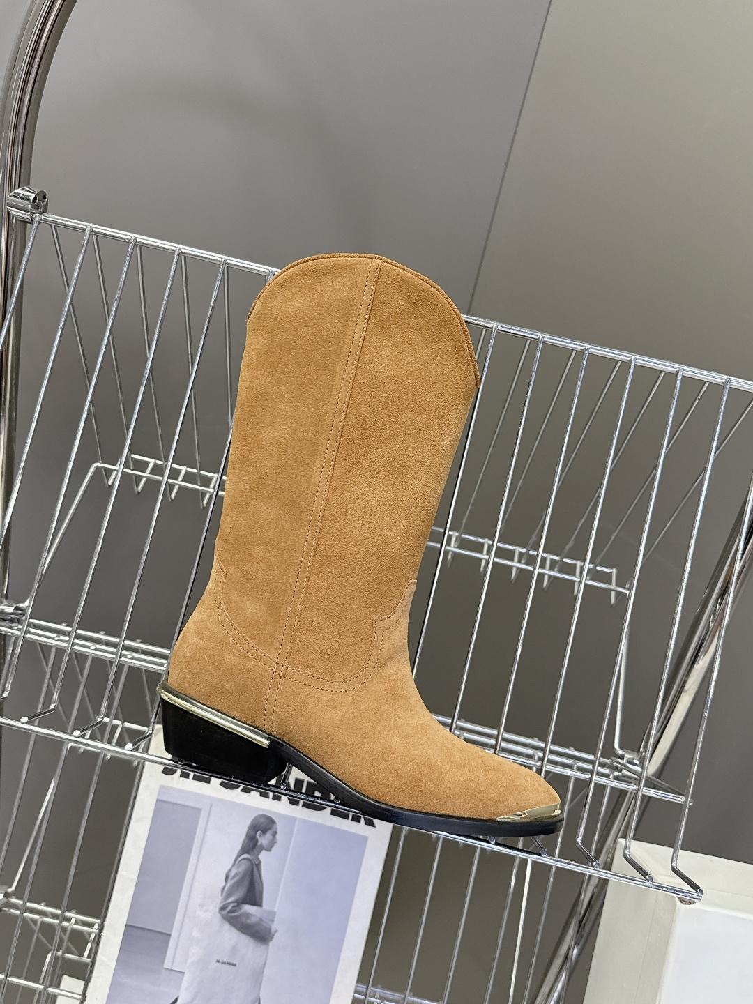 伊莎贝尔Isabel Marant秋冬走秀款西部牛仔靴 一年四季都可以穿的靴子来了，一双封神的复古靴 简