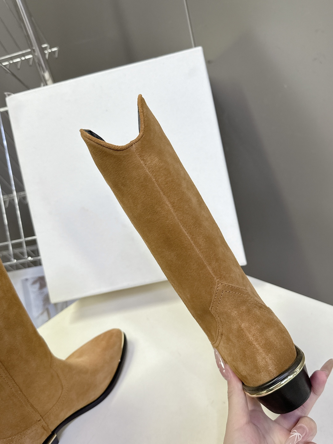 伊莎贝尔Isabel Marant秋冬走秀款西部牛仔靴 一年四季都可以穿的靴子来了，一双封神的复古靴 简