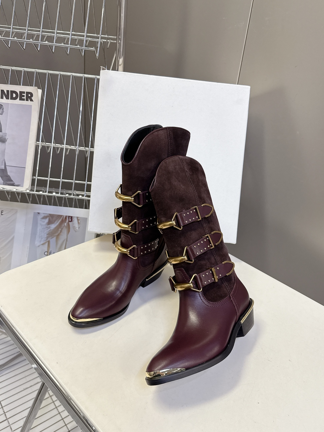 伊莎贝尔Isabel Marant秋冬走秀款西部牛仔靴 一年四季都可以穿的靴子来了，一双封神的复古靴 简