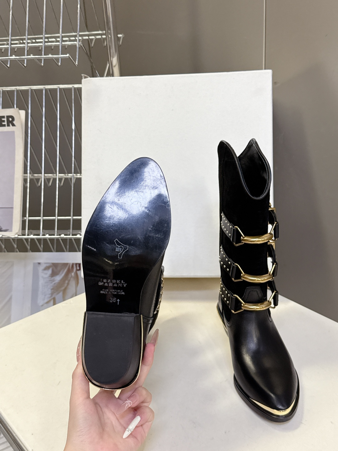 伊莎贝尔Isabel Marant秋冬走秀款西部牛仔靴 一年四季都可以穿的靴子来了，一双封神的复古靴 简