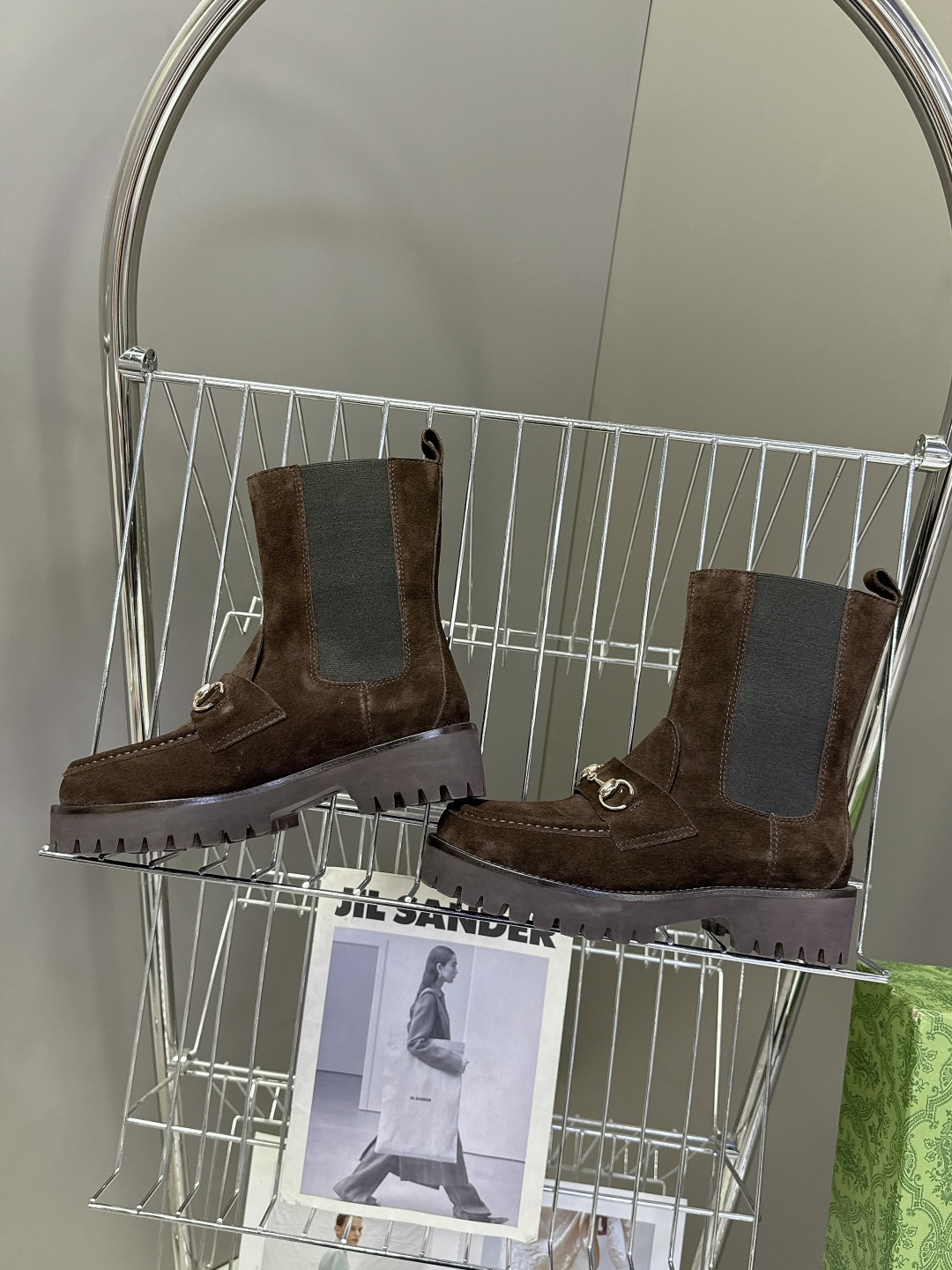 GUCCI古驰秋冬最新款一脚蹬短靴 不得不说G家这一季真的太酷了！经典的鞋型 细节处无不彰显品牌logo