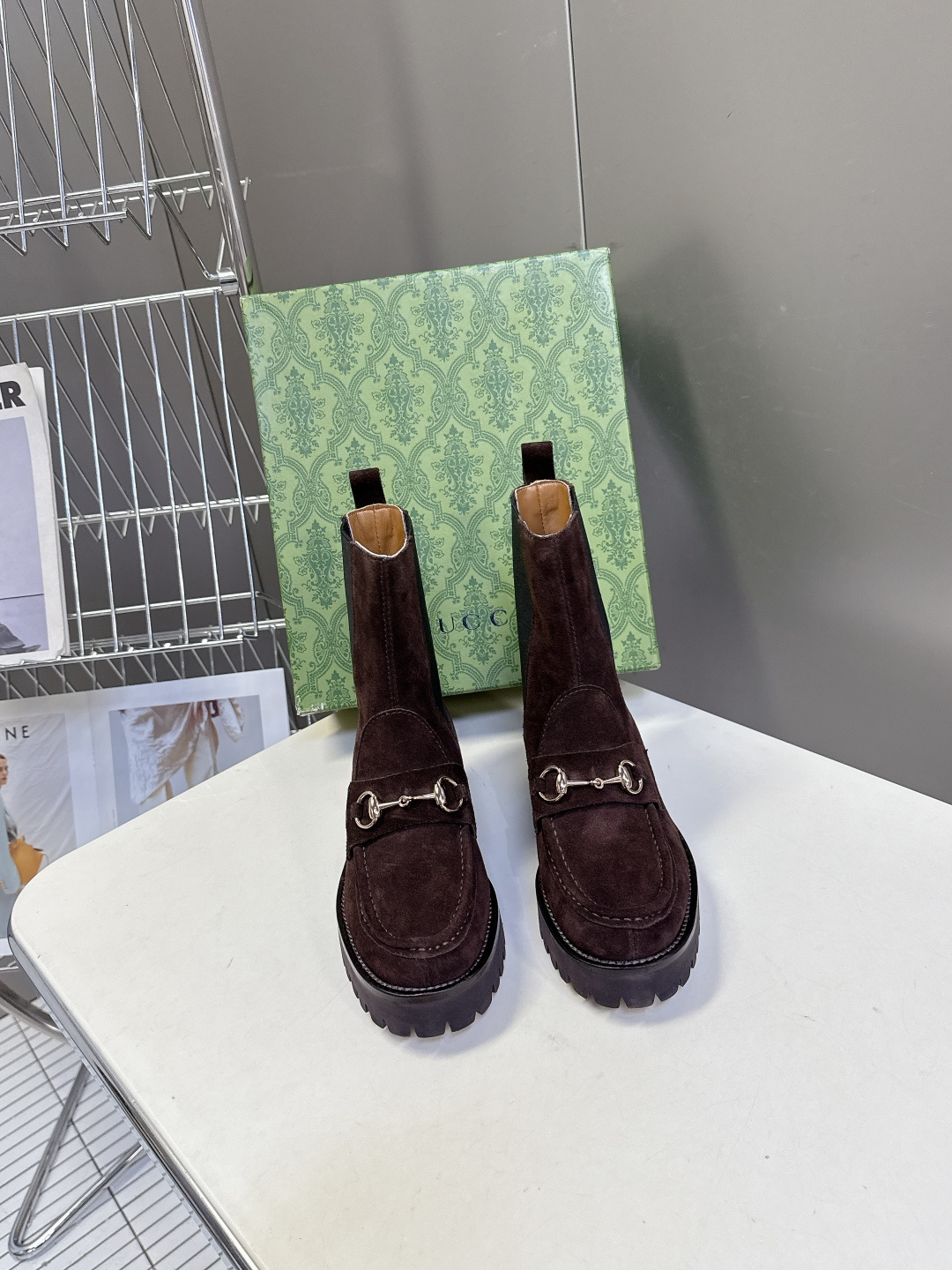 GUCCI古驰秋冬最新款一脚蹬短靴 不得不说G家这一季真的太酷了！经典的鞋型 细节处无不彰显品牌logo