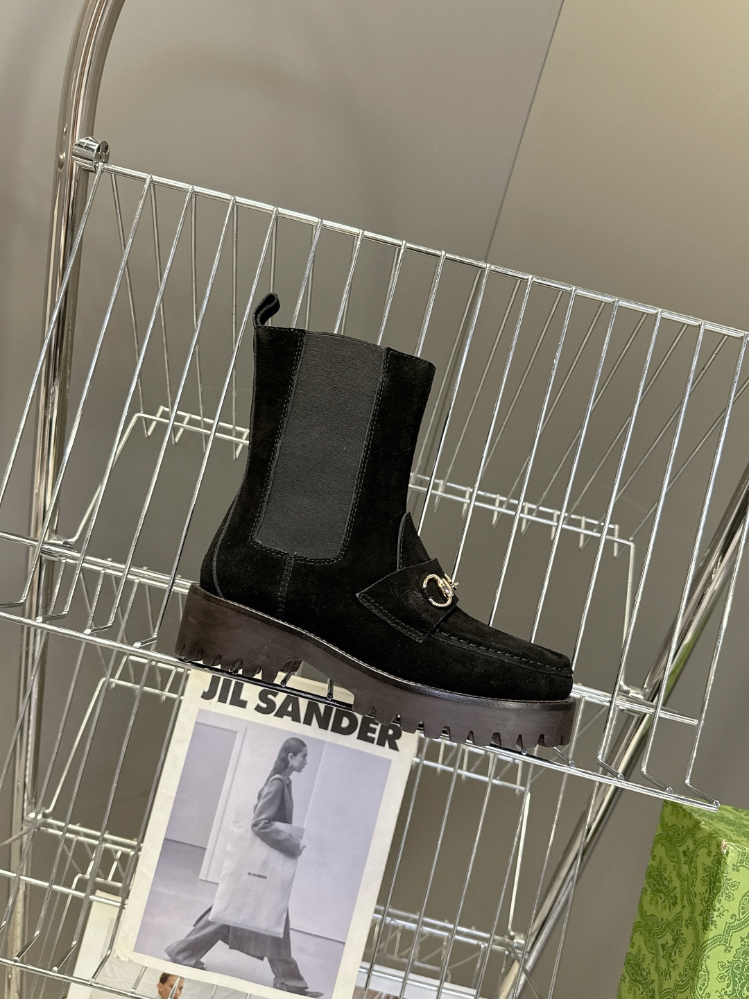 GUCCI古驰秋冬最新款一脚蹬短靴 不得不说G家这一季真的太酷了！经典的鞋型 细节处无不彰显品牌logo