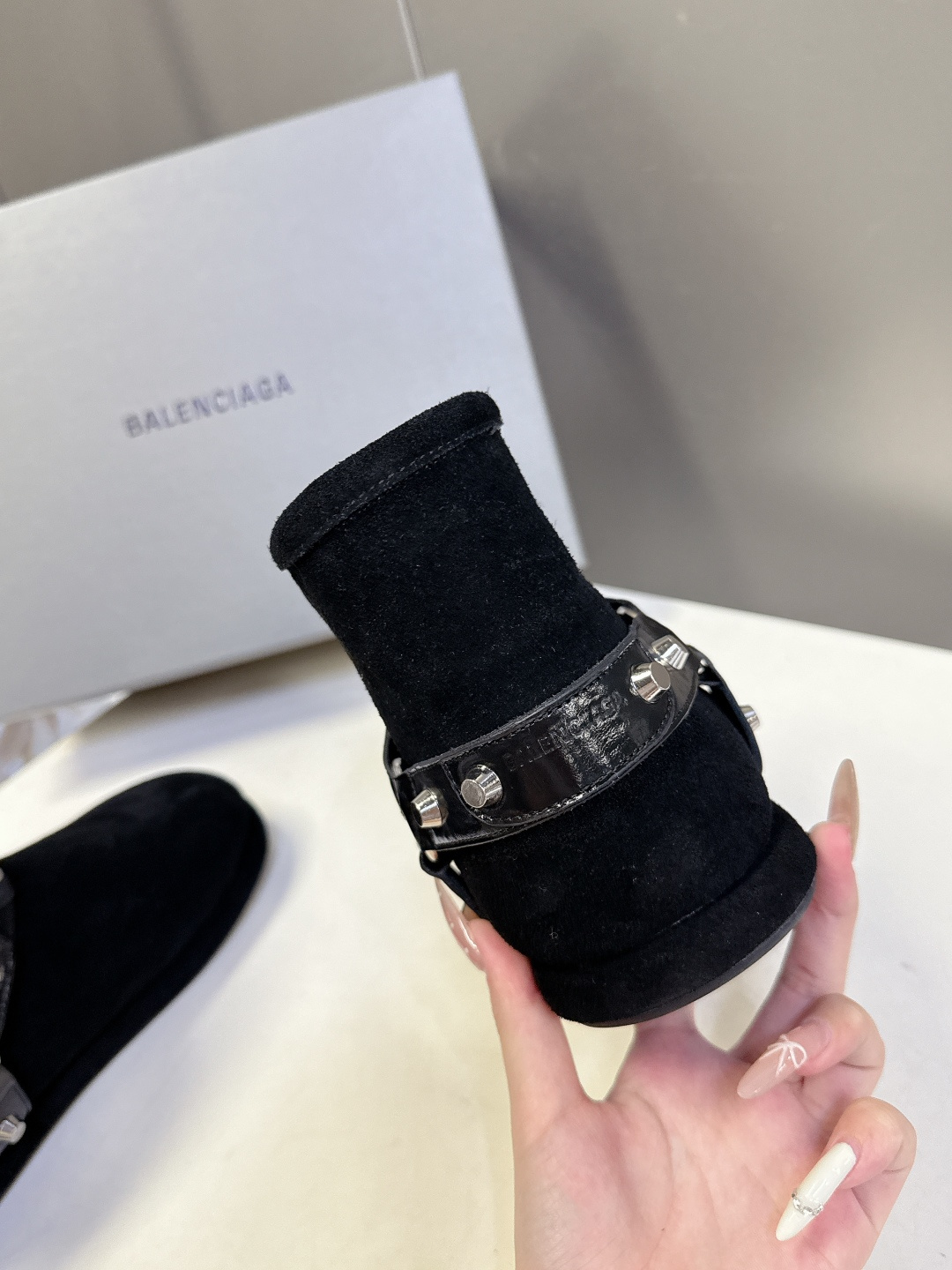 BALENCIAGA巴黎世家秋冬最新款滑雪系列 雪地靴 超多明星网红种草 细节完美复刻 设计师推出探索时