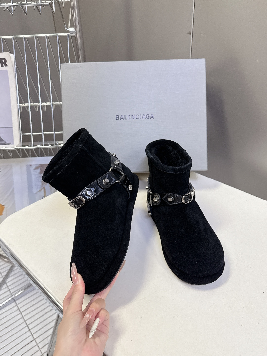 BALENCIAGA巴黎世家秋冬最新款滑雪系列 雪地靴 超多明星网红种草 细节完美复刻 设计师推出探索时