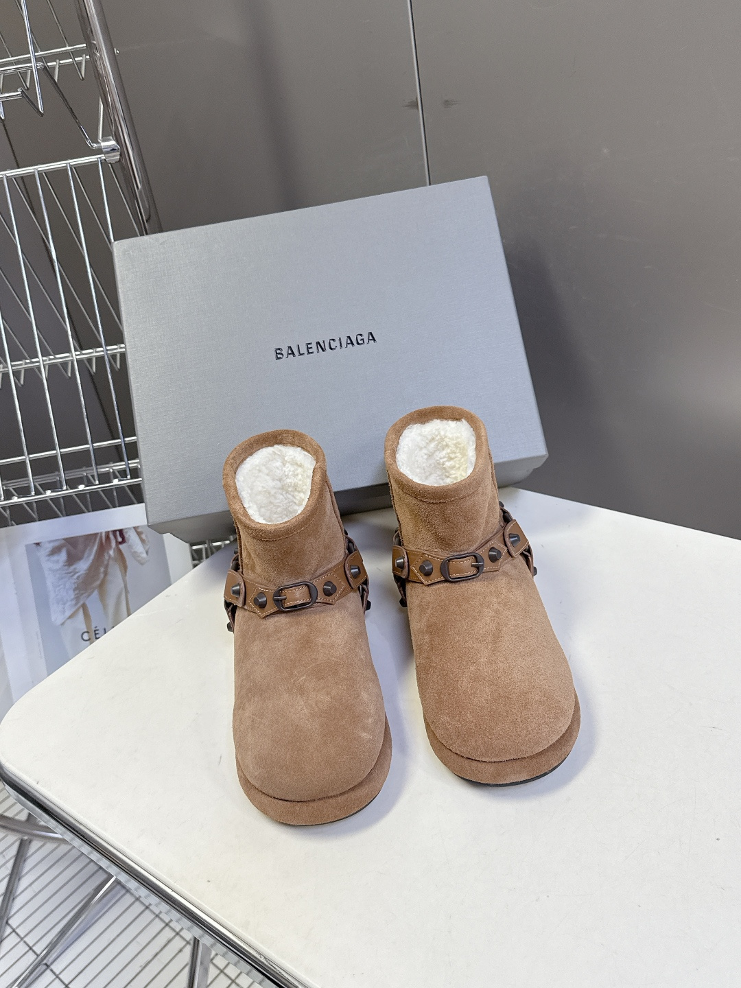 BALENCIAGA巴黎世家秋冬最新款滑雪系列 雪地靴 超多明星网红种草 细节完美复刻 设计师推出探索时