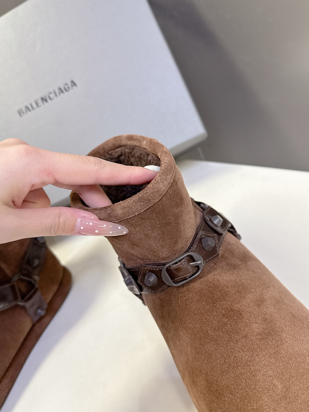 BALENCIAGA巴黎世家秋冬最新款滑雪系列 雪地靴 超多明星网红种草 细节完美复刻 设计师推出探索时