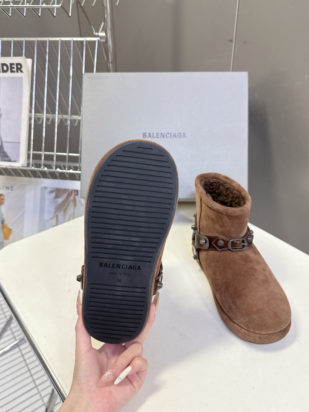 BALENCIAGA巴黎世家秋冬最新款滑雪系列 雪地靴 超多明星网红种草 细节完美复刻 设计师推出探索时