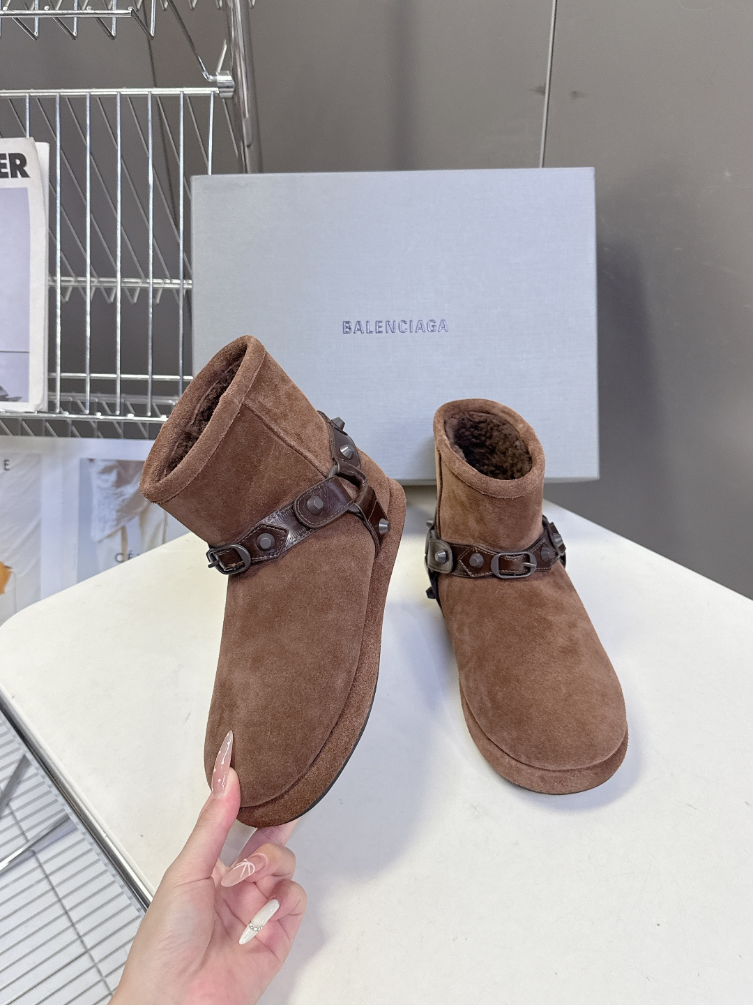 BALENCIAGA巴黎世家秋冬最新款滑雪系列 雪地靴 超多明星网红种草 细节完美复刻 设计师推出探索时