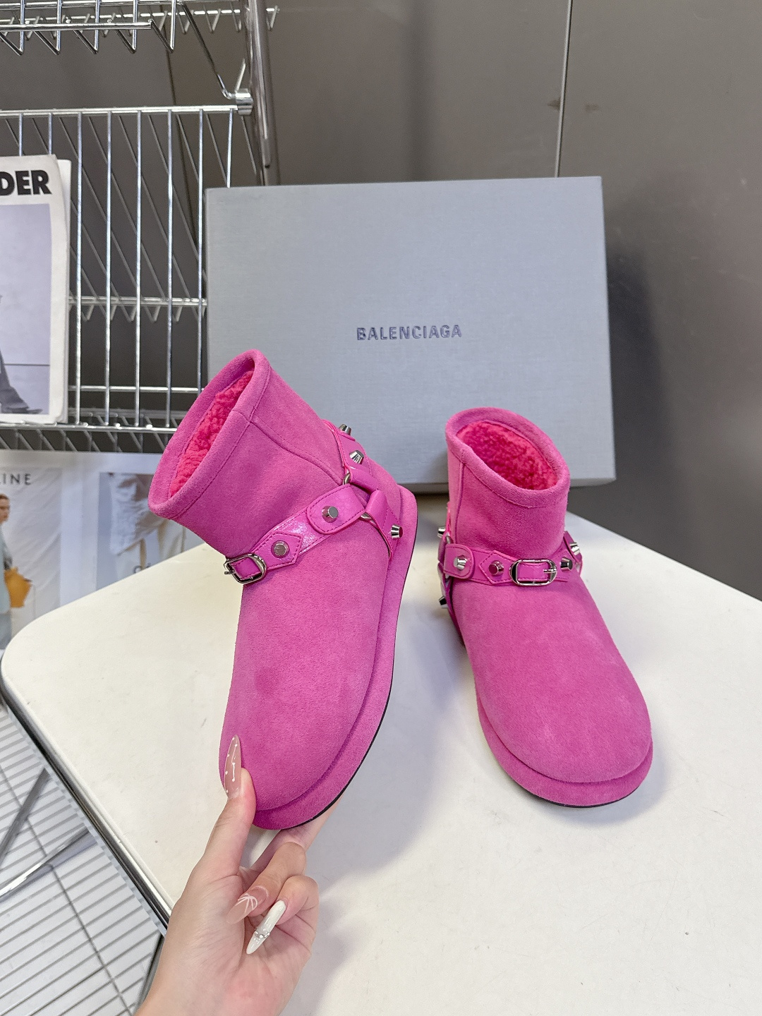 BALENCIAGA巴黎世家秋冬最新款滑雪系列 雪地靴 超多明星网红种草 细节完美复刻 设计师推出探索时