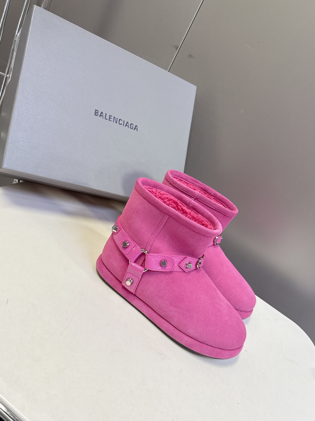 BALENCIAGA巴黎世家秋冬最新款滑雪系列 雪地靴 超多明星网红种草 细节完美复刻 设计师推出探索时