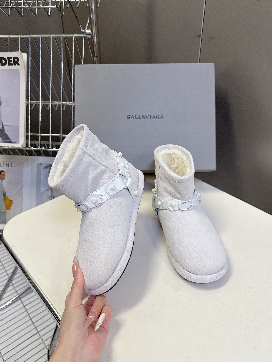 BALENCIAGA巴黎世家秋冬最新款滑雪系列 雪地靴 超多明星网红种草 细节完美复刻 设计师推出探索时