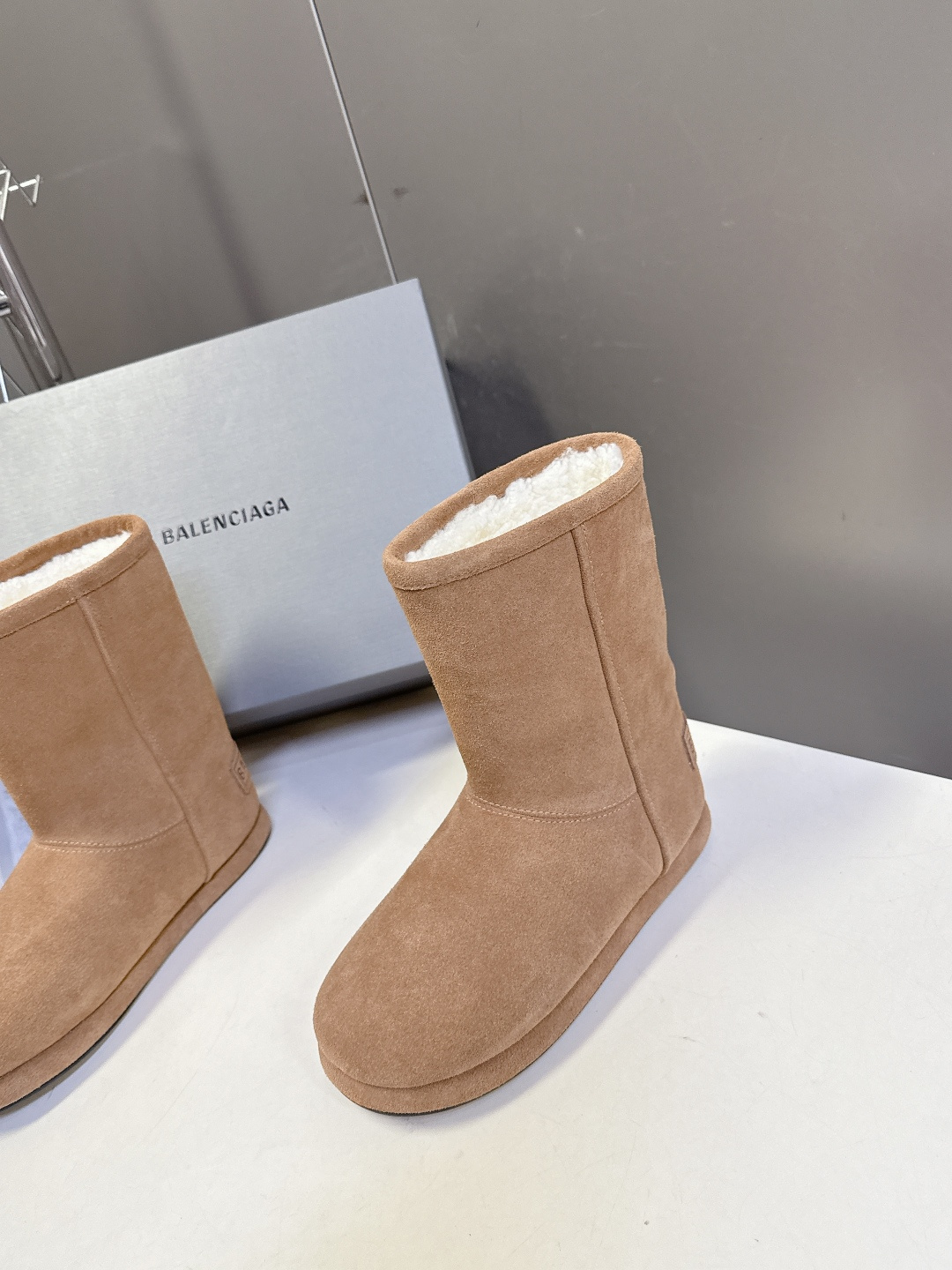 BALENCIAGA巴黎世家秋冬最新款滑雪系列 雪地靴 超多明星网红种草 细节完美复刻 设计师推出探索时