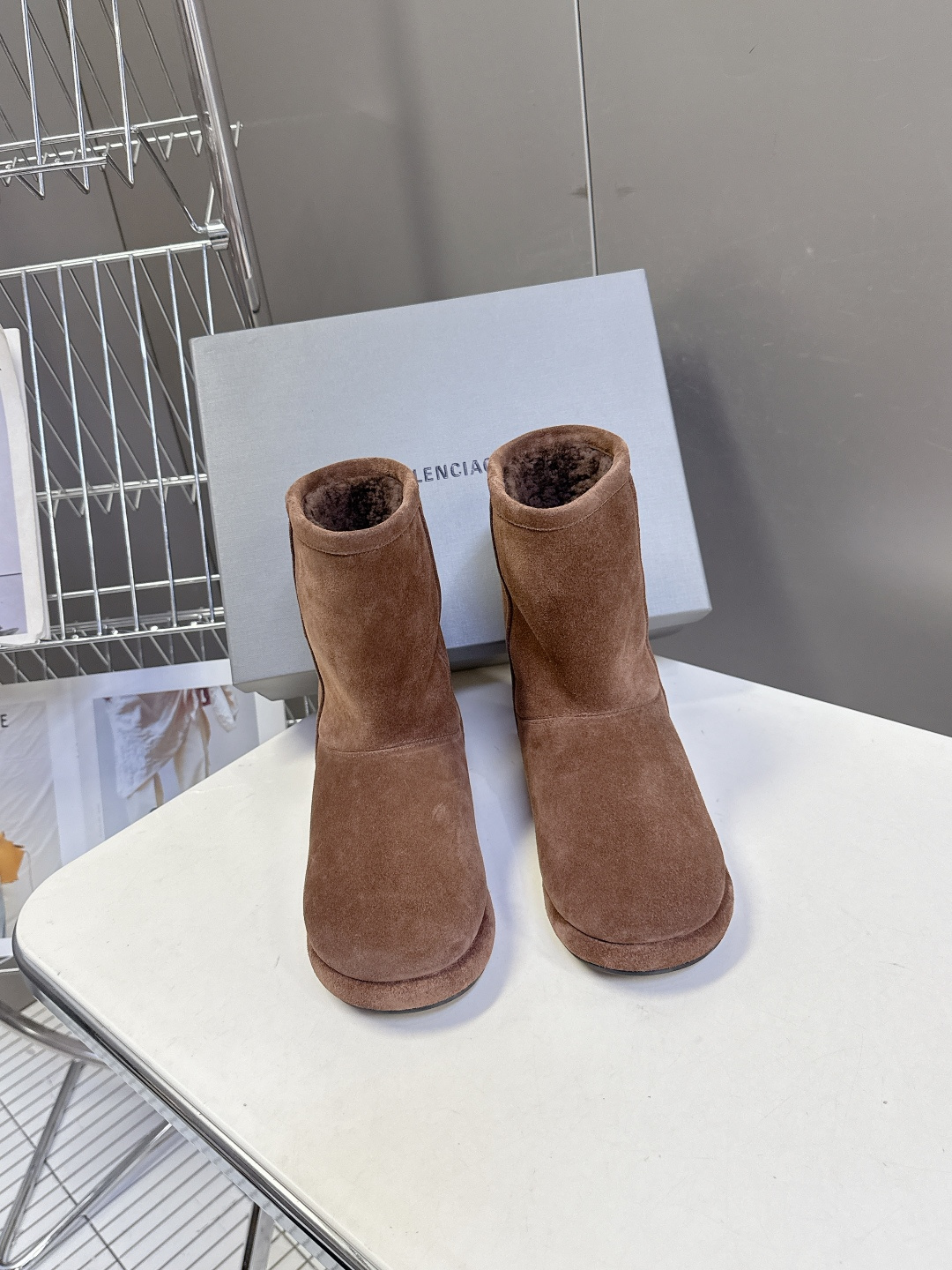 BALENCIAGA巴黎世家秋冬最新款滑雪系列 雪地靴 超多明星网红种草 细节完美复刻 设计师推出探索时