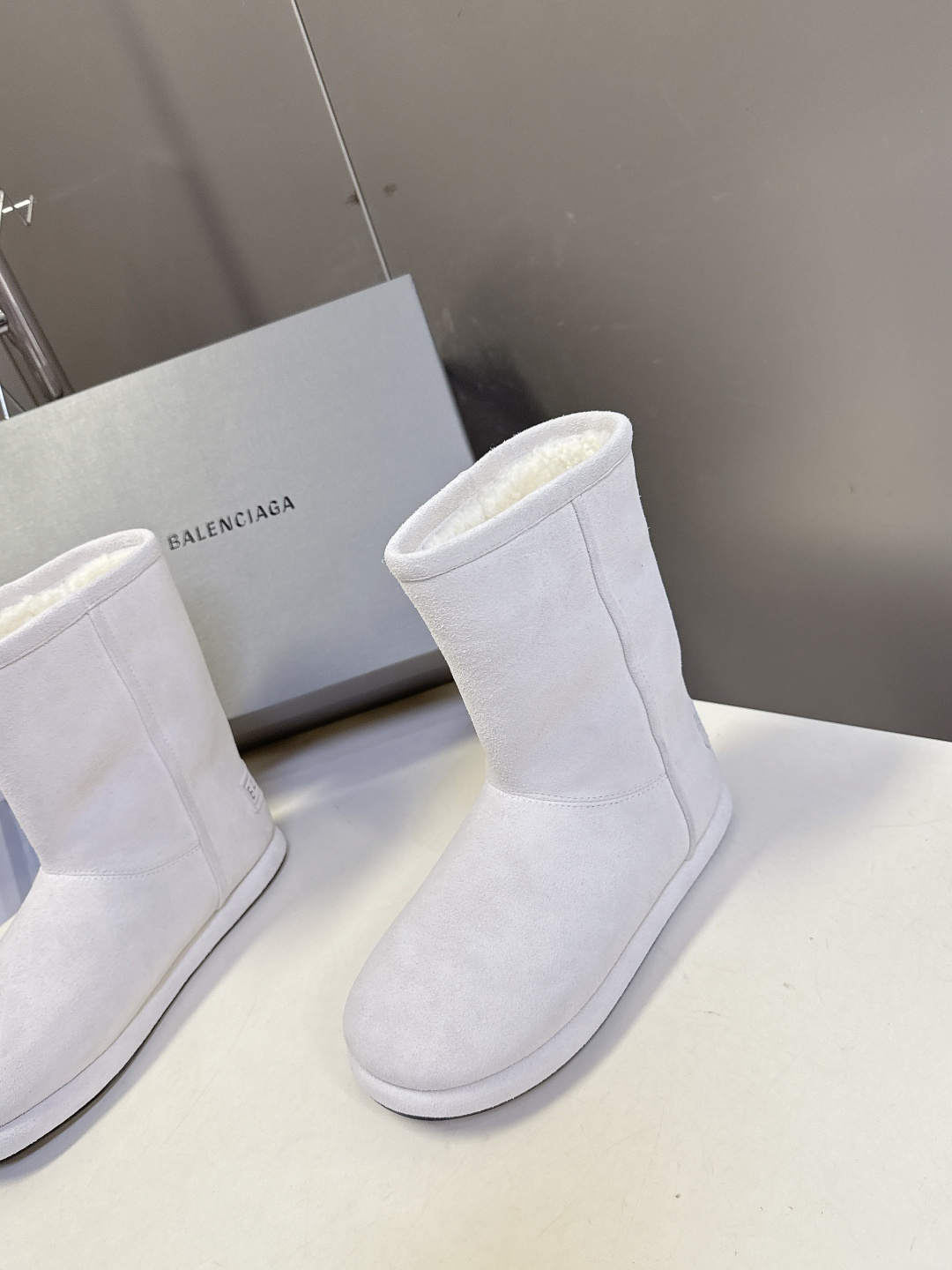 BALENCIAGA巴黎世家秋冬最新款滑雪系列 雪地靴 超多明星网红种草 细节完美复刻 设计师推出探索时