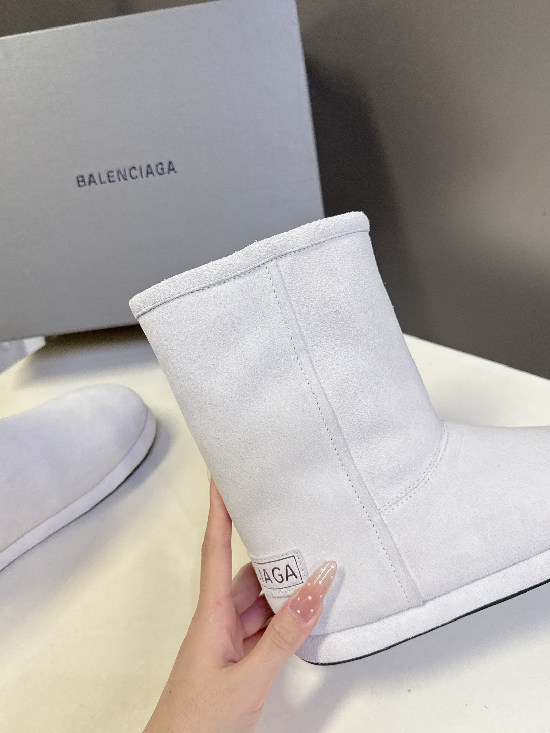 BALENCIAGA巴黎世家秋冬最新款滑雪系列 雪地靴 超多明星网红种草 细节完美复刻 设计师推出探索时