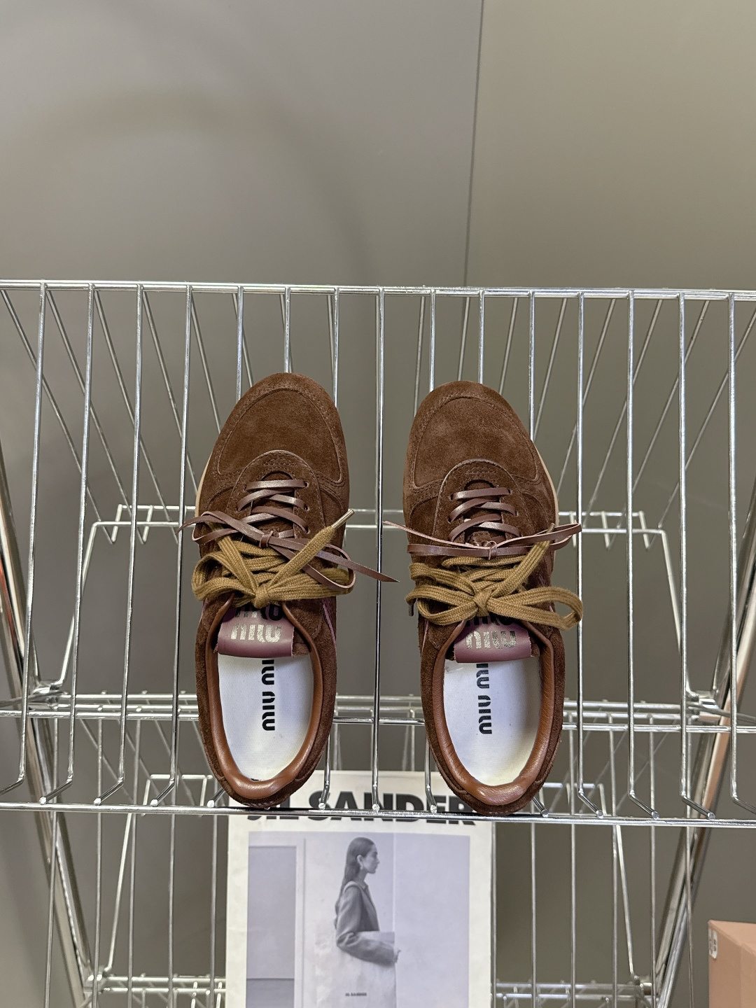 MiuMiu缪缪最新走秀款复古休闲鞋 德训鞋官方秀场出镜率最高的单品 超多明星时尚博主种草 miu系穿搭