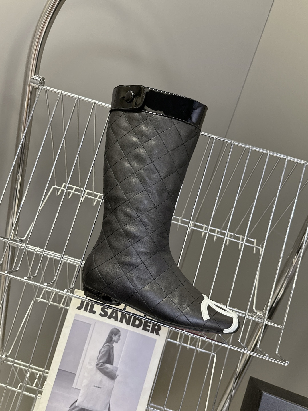 CHANEL香奈儿最新款中古康鹏芭蕾舞 长靴 超多明星名媛上脚 这款芭蕾舞长靴 第一眼看上就被种草了根据