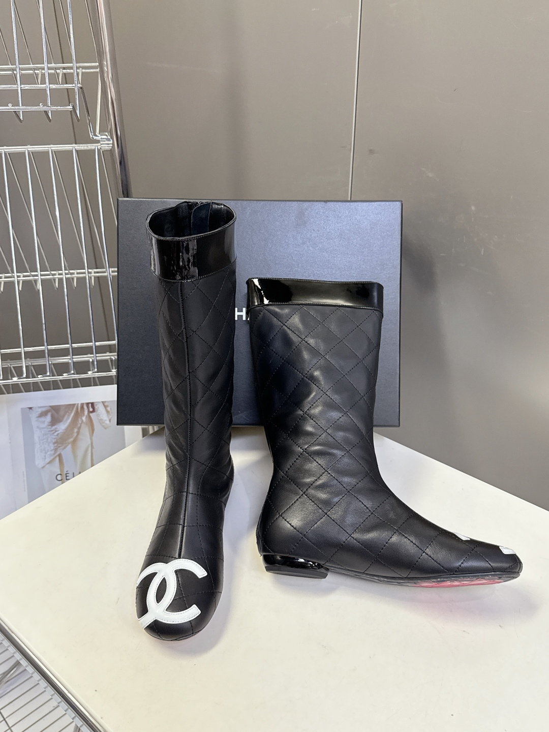 CHANEL香奈儿最新款中古康鹏芭蕾舞 长靴 超多明星名媛上脚 这款芭蕾舞长靴 第一眼看上就被种草了根据