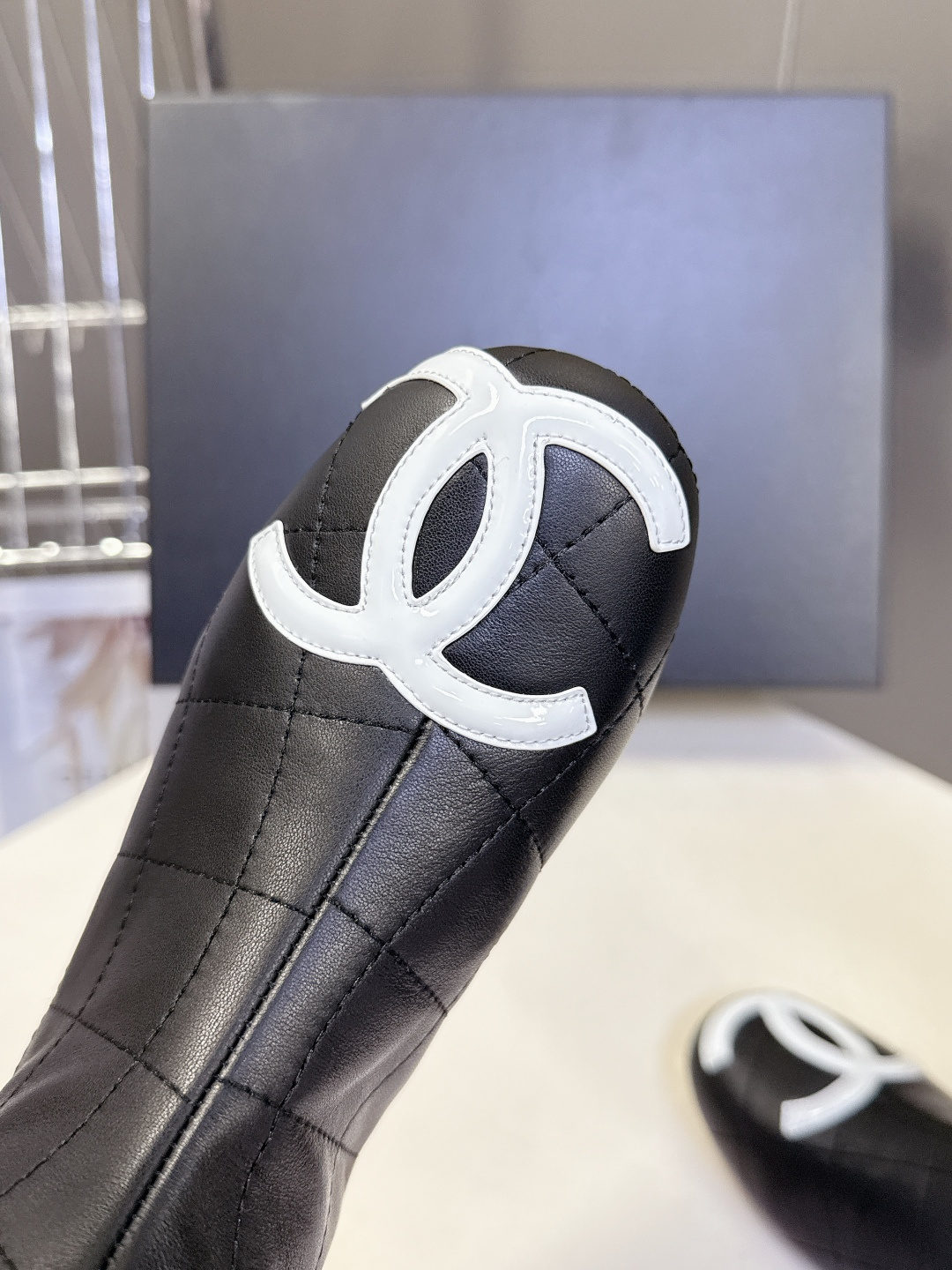 CHANEL香奈儿最新款中古康鹏芭蕾舞 长靴 超多明星名媛上脚 这款芭蕾舞长靴 第一眼看上就被种草了根据