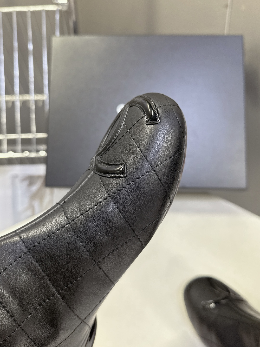 CHANEL香奈儿最新款中古康鹏芭蕾舞 长靴 超多明星名媛上脚 这款芭蕾舞长靴 第一眼看上就被种草了根据