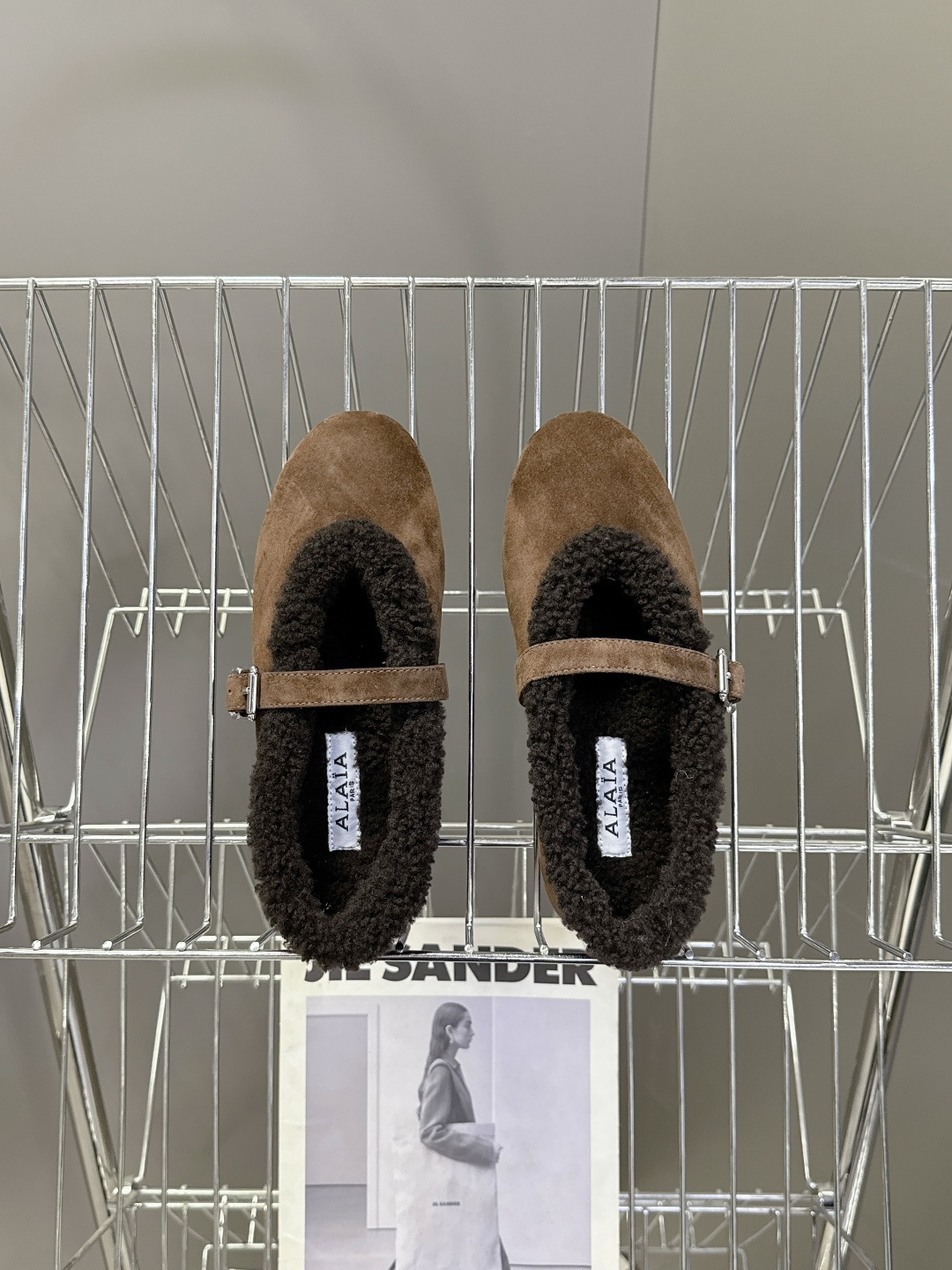 Alaia 阿莱亚秋冬走秀款平底玛丽珍毛毛鞋 章小蕙同款 甜酷仙女风 人气超高的一款毛里平底鞋，浪漫又迷