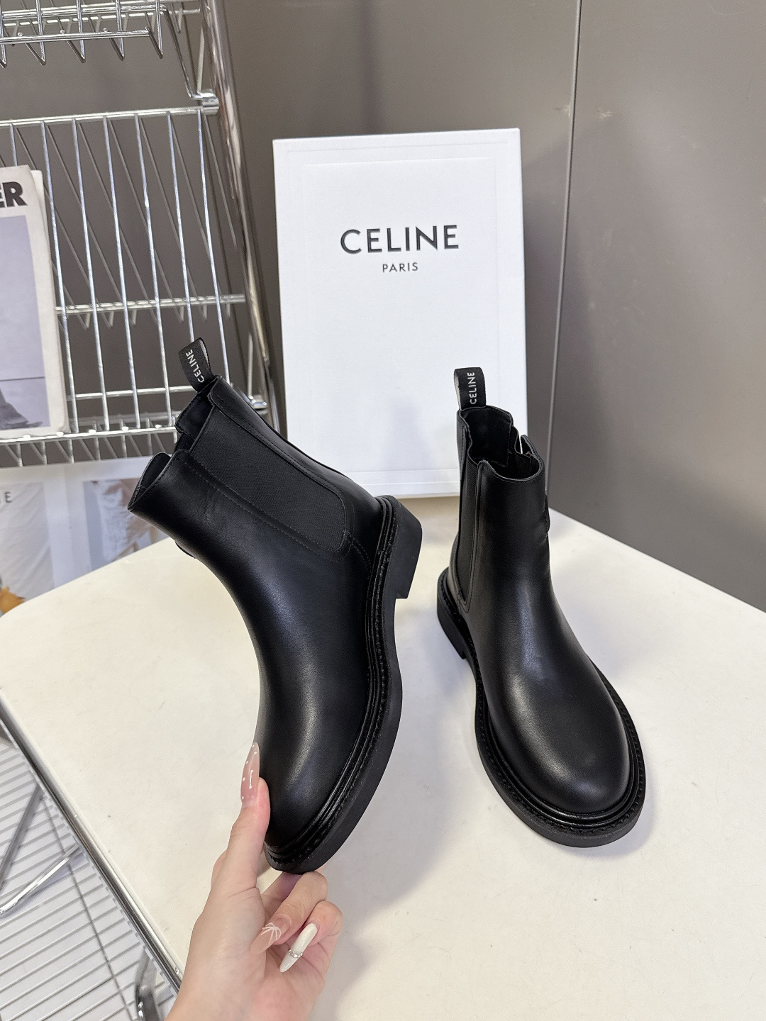 CELINE思琳秋冬专柜最新款骑士靴 超多明星网红种草 时尚博主同款 早秋力推单品！复古欧美风格 炸街必