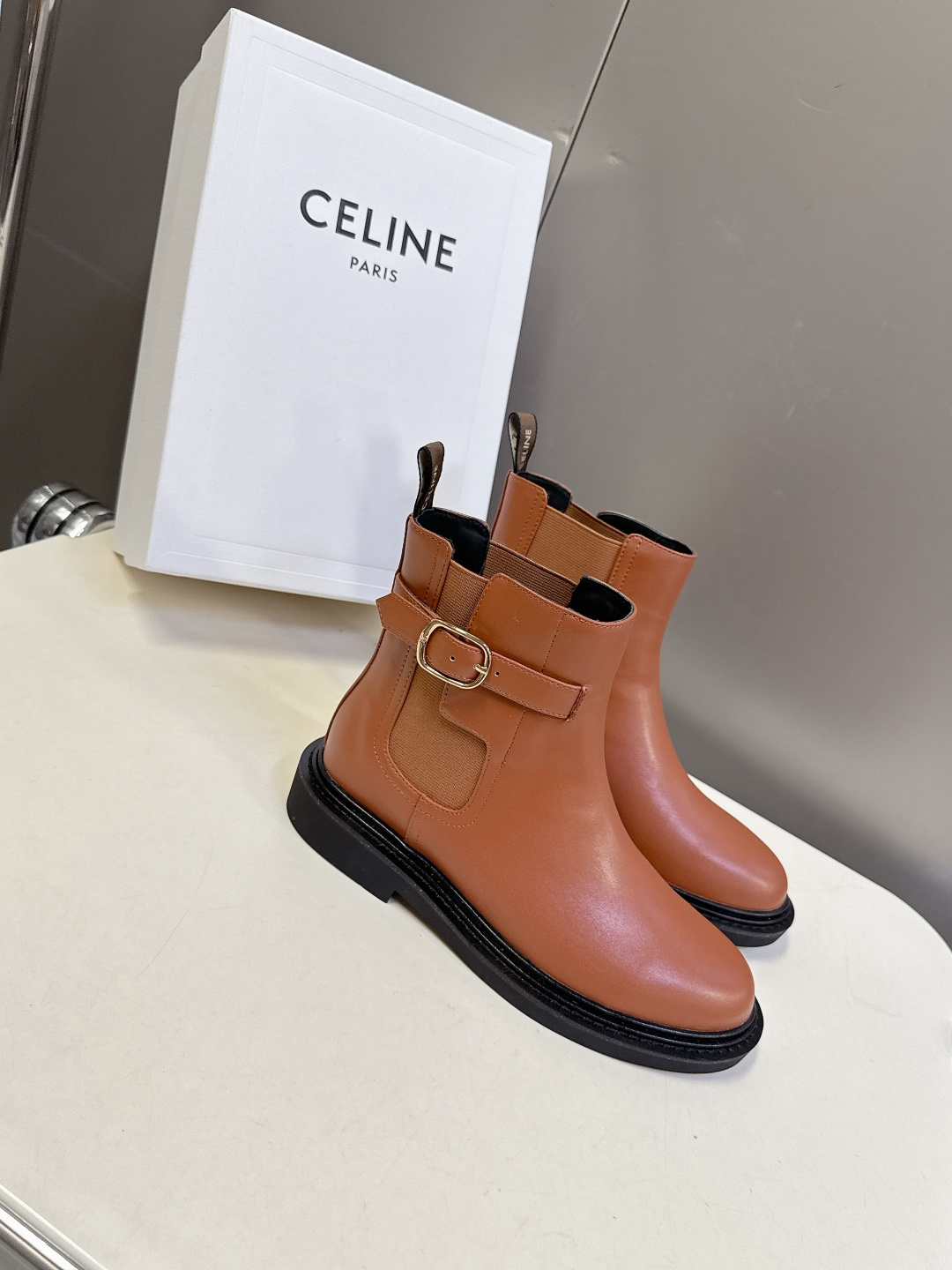 CELINE思琳秋冬专柜最新款骑士靴 超多明星网红种草 时尚博主同款 早秋力推单品！复古欧美风格 炸街必