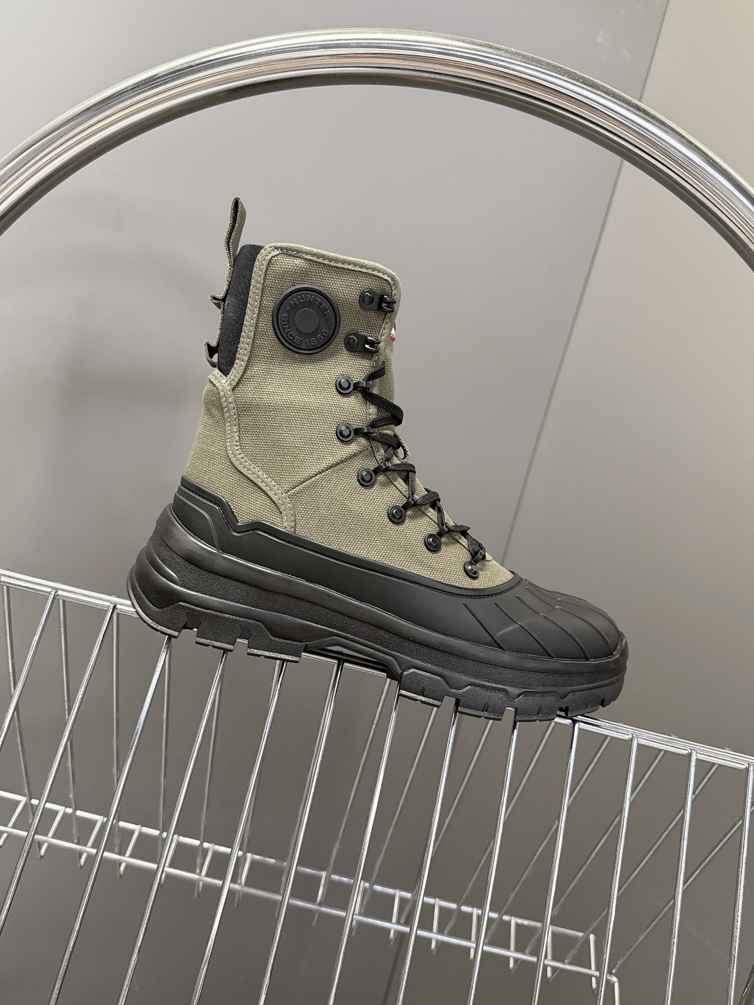 HUNTER秋冬专柜最新款马丁靴 超多明星网红种草 时尚博主同款 秋冬力推单品！超火的雨靴品牌 终于出常