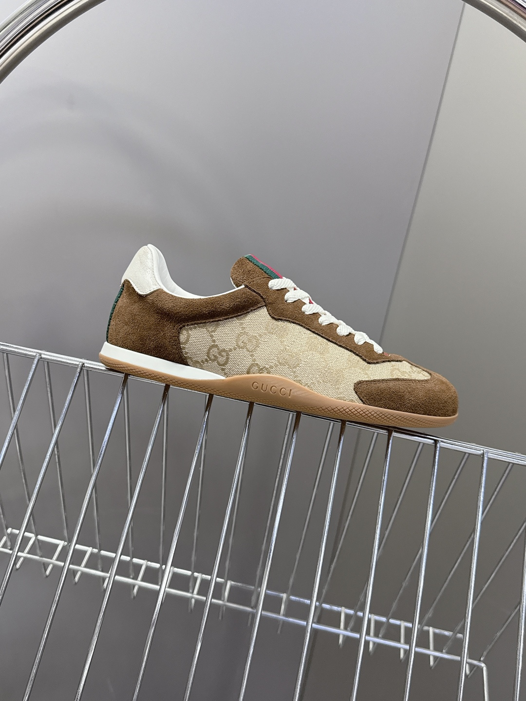 男装➕10 Gucci古驰Shift系列情侣款运动鞋系带休闲德训鞋超多明星网红种草 Gucci Shif