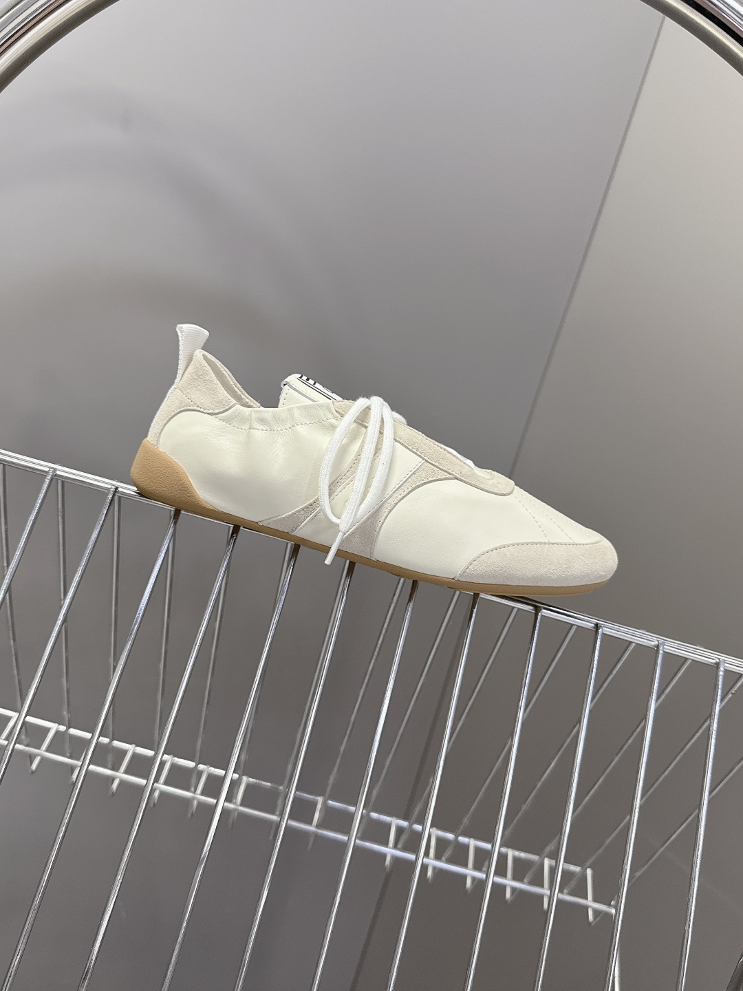 Chloe蔻依春夏最新款德训鞋休闲鞋薄底鞋超多明星网红种草 春夏不可缺少的搭配单品 超火的薄底设计 品牌