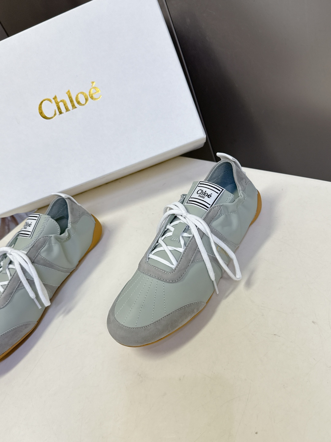 Chloe蔻依春夏最新款德训鞋休闲鞋薄底鞋超多明星网红种草 春夏不可缺少的搭配单品 超火的薄底设计 品牌