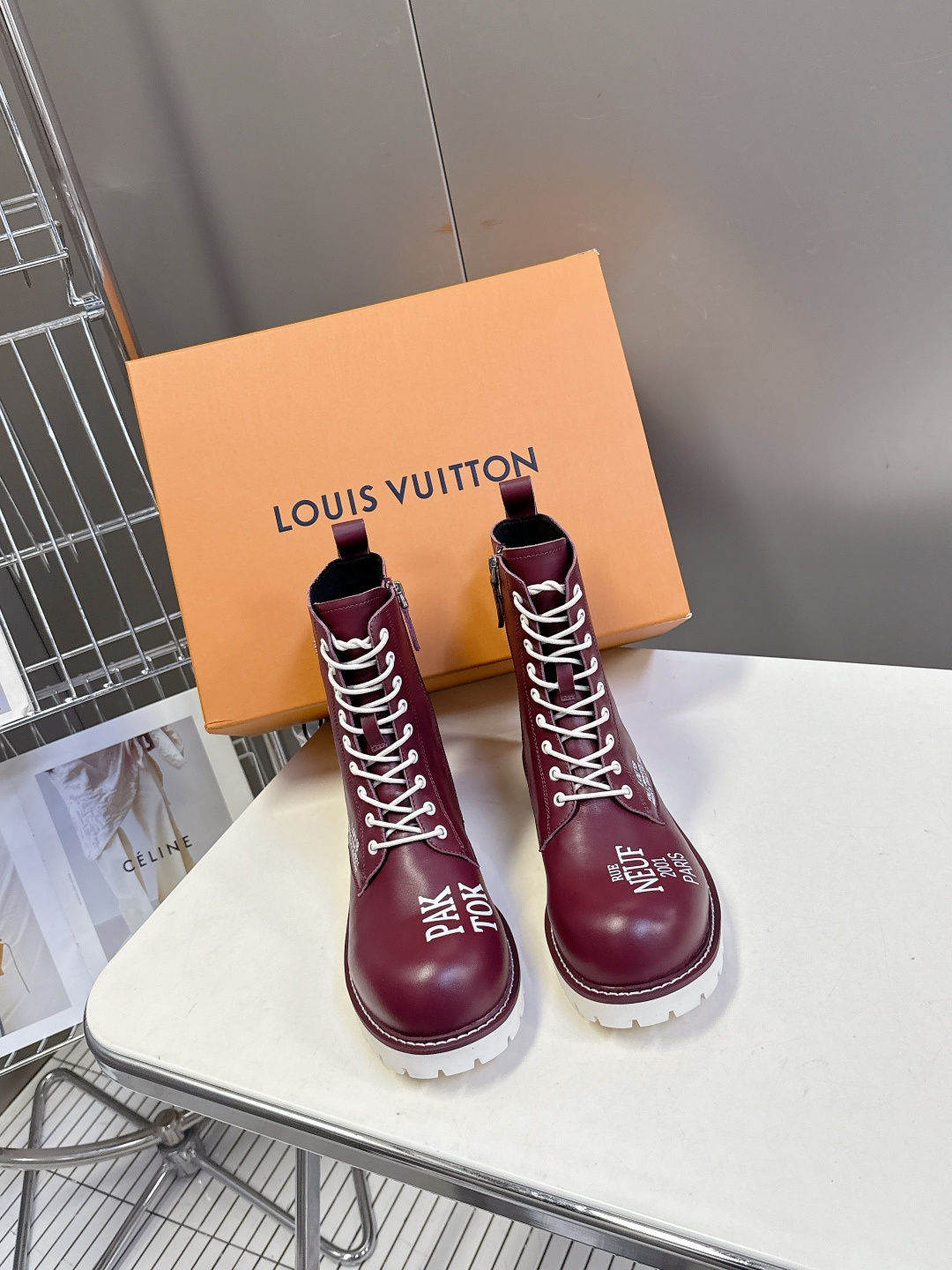 路易威登LOUIS VUITTON秋冬最新情侣款马丁靴 超多明星时尚博主种草 原版一比一复刻打造 版型超