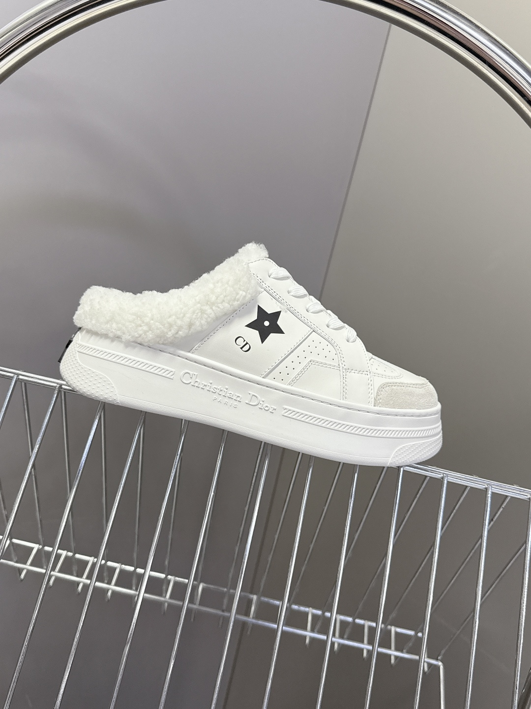 Dior迪奥秋冬最新款毛里 松糕鞋 厚底休闲鞋超多明星网红种草 这款Dior Star运动鞋延续经久不衰