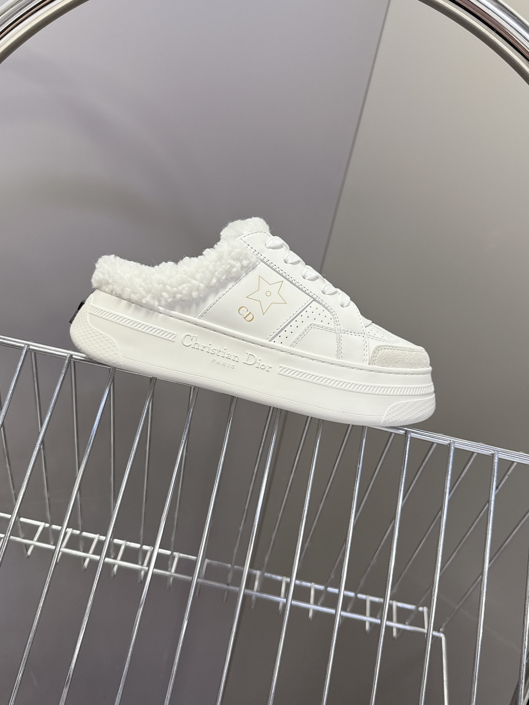 Dior迪奥秋冬最新款毛里 松糕鞋 厚底休闲鞋超多明星网红种草 这款Dior Star运动鞋延续经久不衰