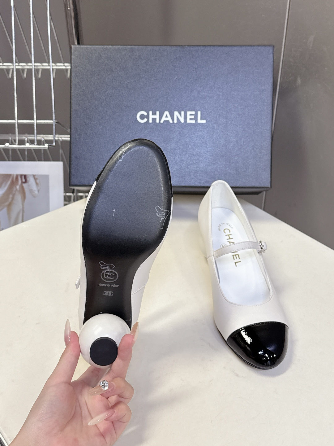 CHANEL香奈儿25K秋冬最新走秀款时装鞋小红书力推款 怎么搭配都好看 时髦精必备 香奈儿女士钟爱简约