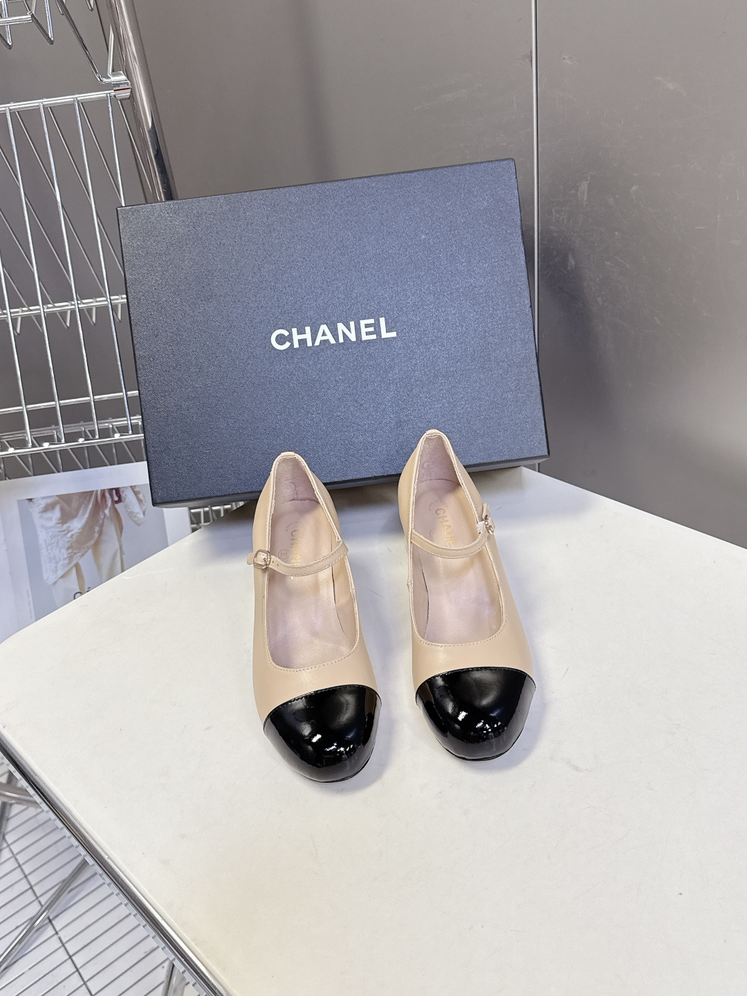 CHANEL香奈儿25K秋冬最新走秀款时装鞋小红书力推款 怎么搭配都好看 时髦精必备 香奈儿女士钟爱简约