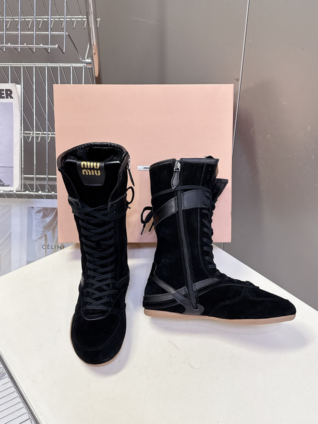 MiuMiu缪缪最新走秀款复古毛毛鞋 拳击鞋官方秀场出镜率最高的单品 超多明星时尚博主种草 miu系穿搭