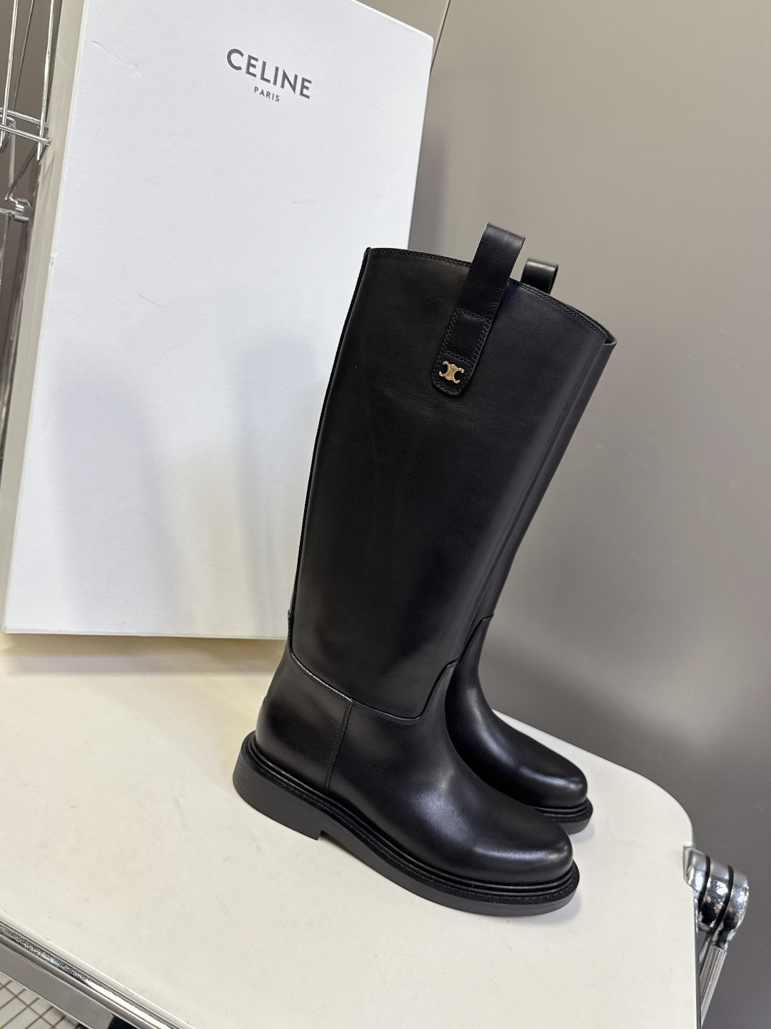 CELINE思琳2025秋冬专柜最新款骑士靴超多明星网红种草 时尚博主同款 早秋力推单品！复古欧美风格 
