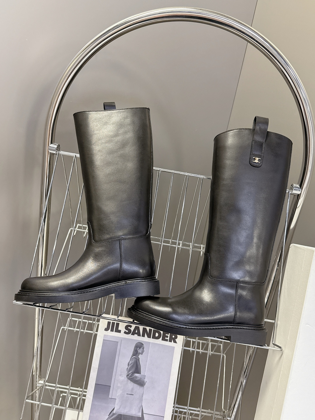 CELINE思琳2025秋冬专柜最新款骑士靴超多明星网红种草 时尚博主同款 早秋力推单品！复古欧美风格 