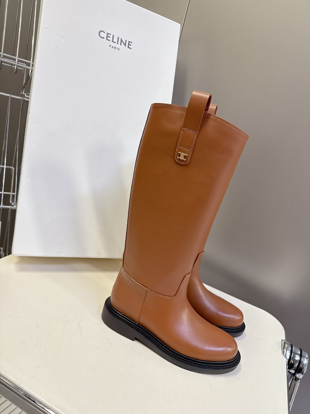 CELINE思琳2025秋冬专柜最新款骑士靴超多明星网红种草 时尚博主同款 早秋力推单品！复古欧美风格 