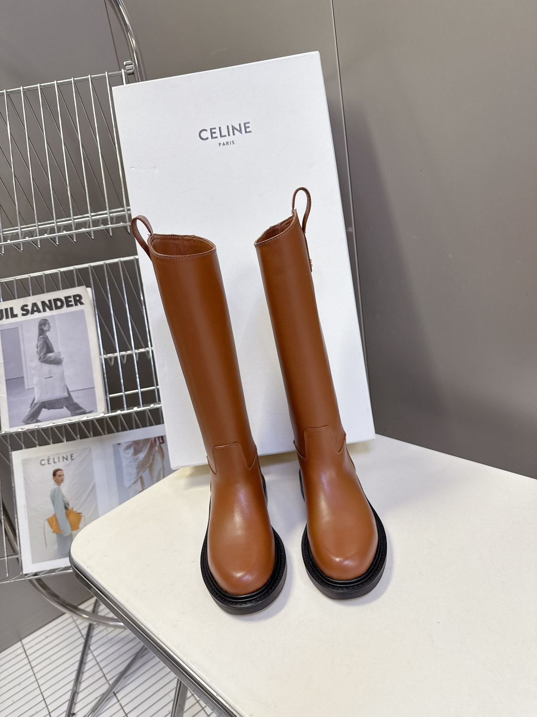 CELINE思琳2025秋冬专柜最新款骑士靴超多明星网红种草 时尚博主同款 早秋力推单品！复古欧美风格 