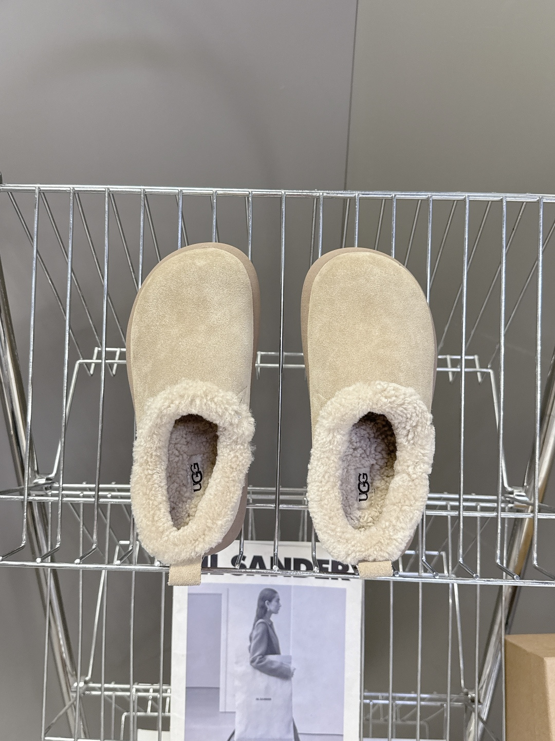 UGG雪地靴秋冬最款新厚底毛毛鞋 超多明星网红种草 秋冬必备毛毛鞋 真羊毛上脚超暖和 一款不会撞衫的鞋子