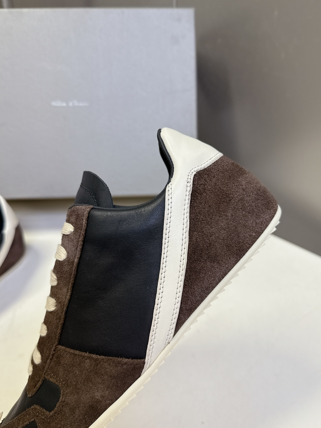 男装➕10 Rick Owens欧文斯最新情侣款复古运动 休闲鞋 德训鞋 薄底鞋超多明星时尚博主种草 当