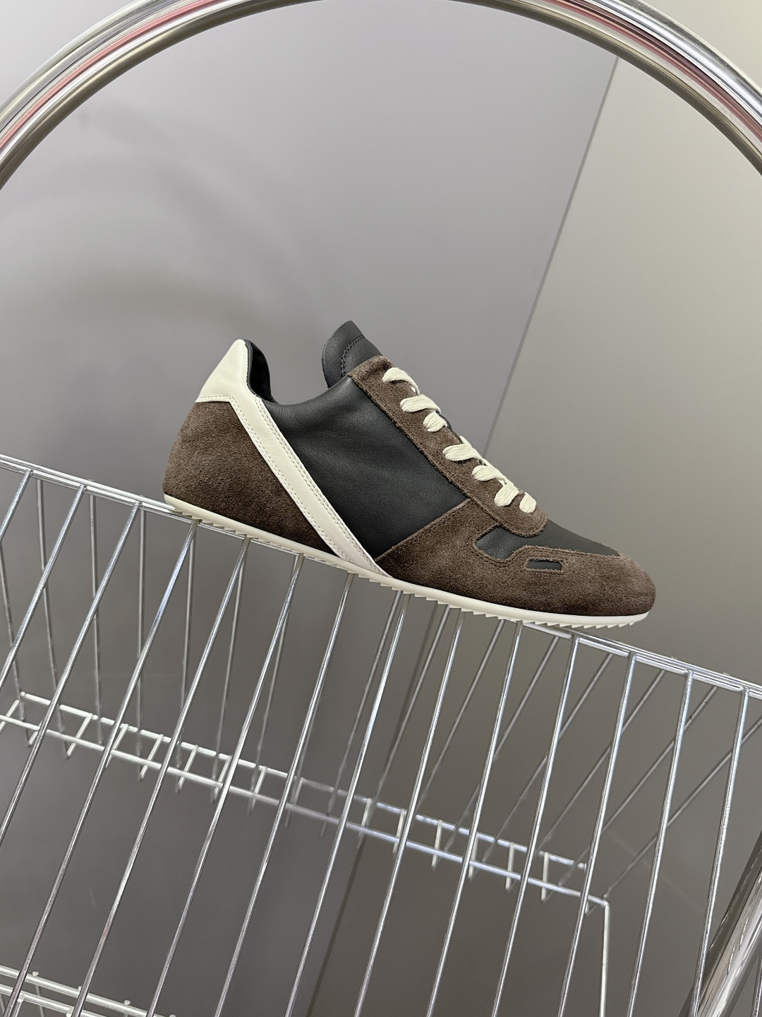 男装➕10 Rick Owens欧文斯最新情侣款复古运动 休闲鞋 德训鞋 薄底鞋超多明星时尚博主种草 当