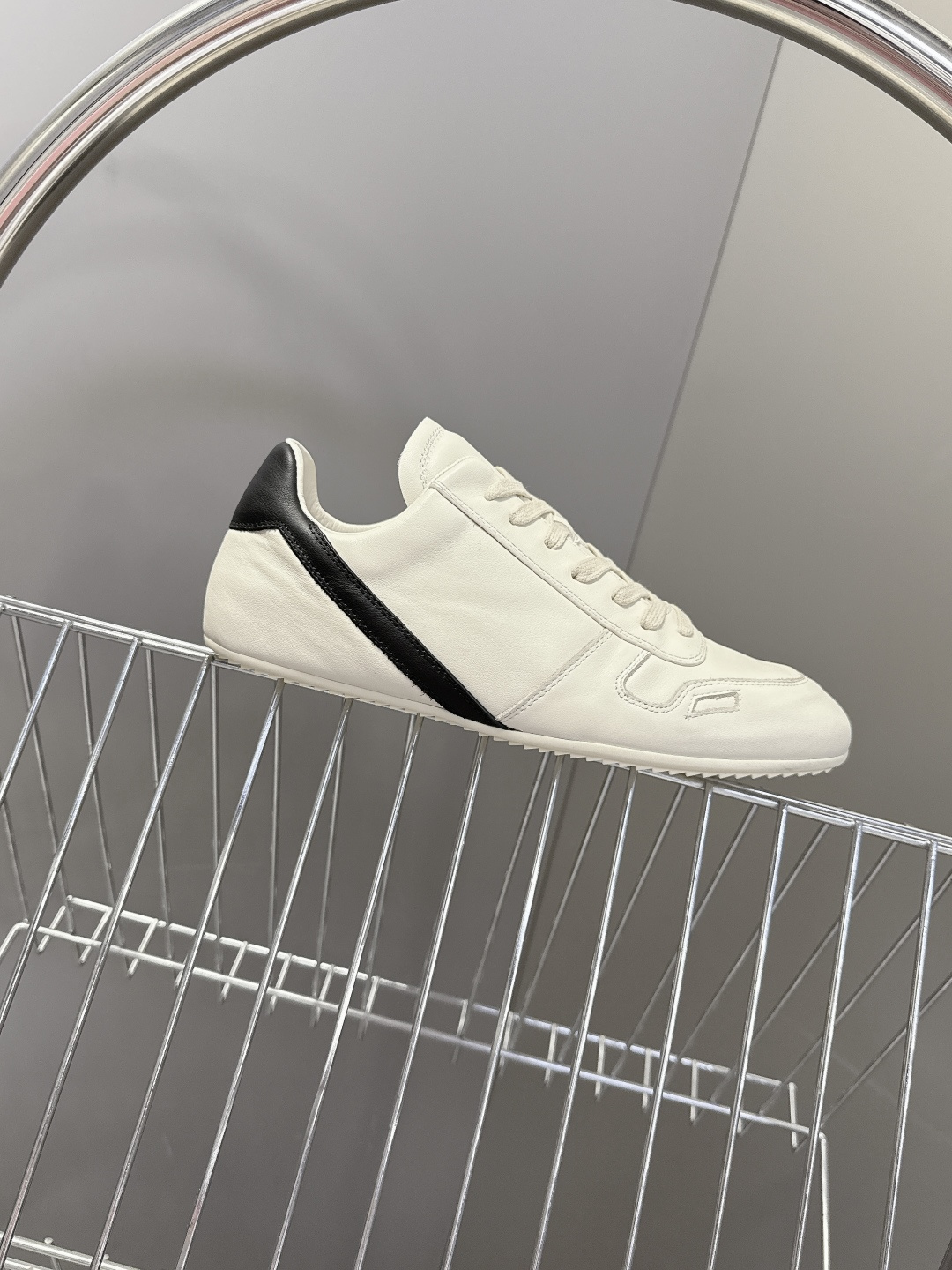 男装➕10 Rick Owens欧文斯最新情侣款复古运动 休闲鞋 德训鞋 薄底鞋超多明星时尚博主种草 当