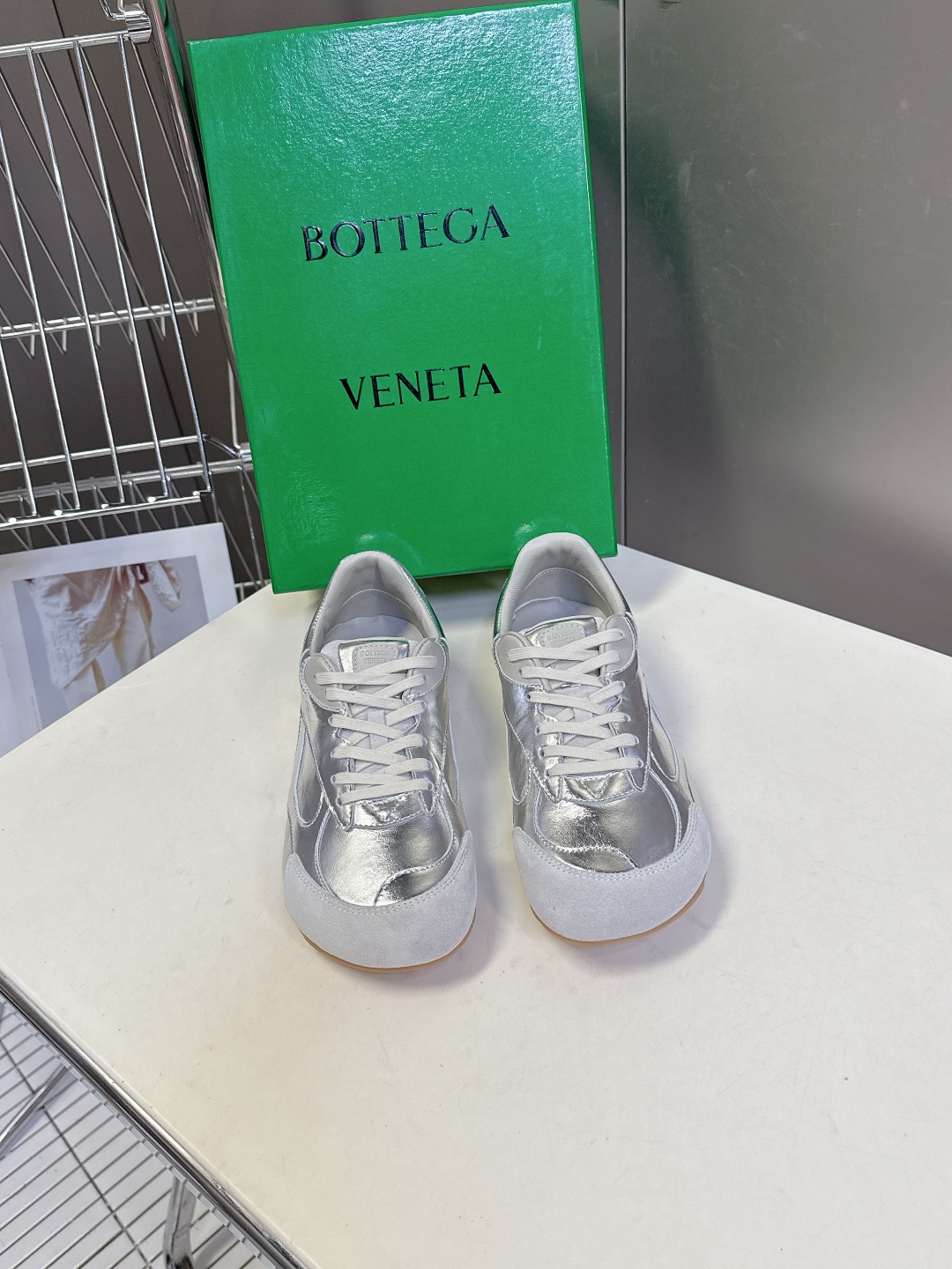 Bottega Veneta BV葆蝶家 阿甘鞋 德训鞋 运动鞋 BV经典老钱风运动鞋超多明星时尚博主种