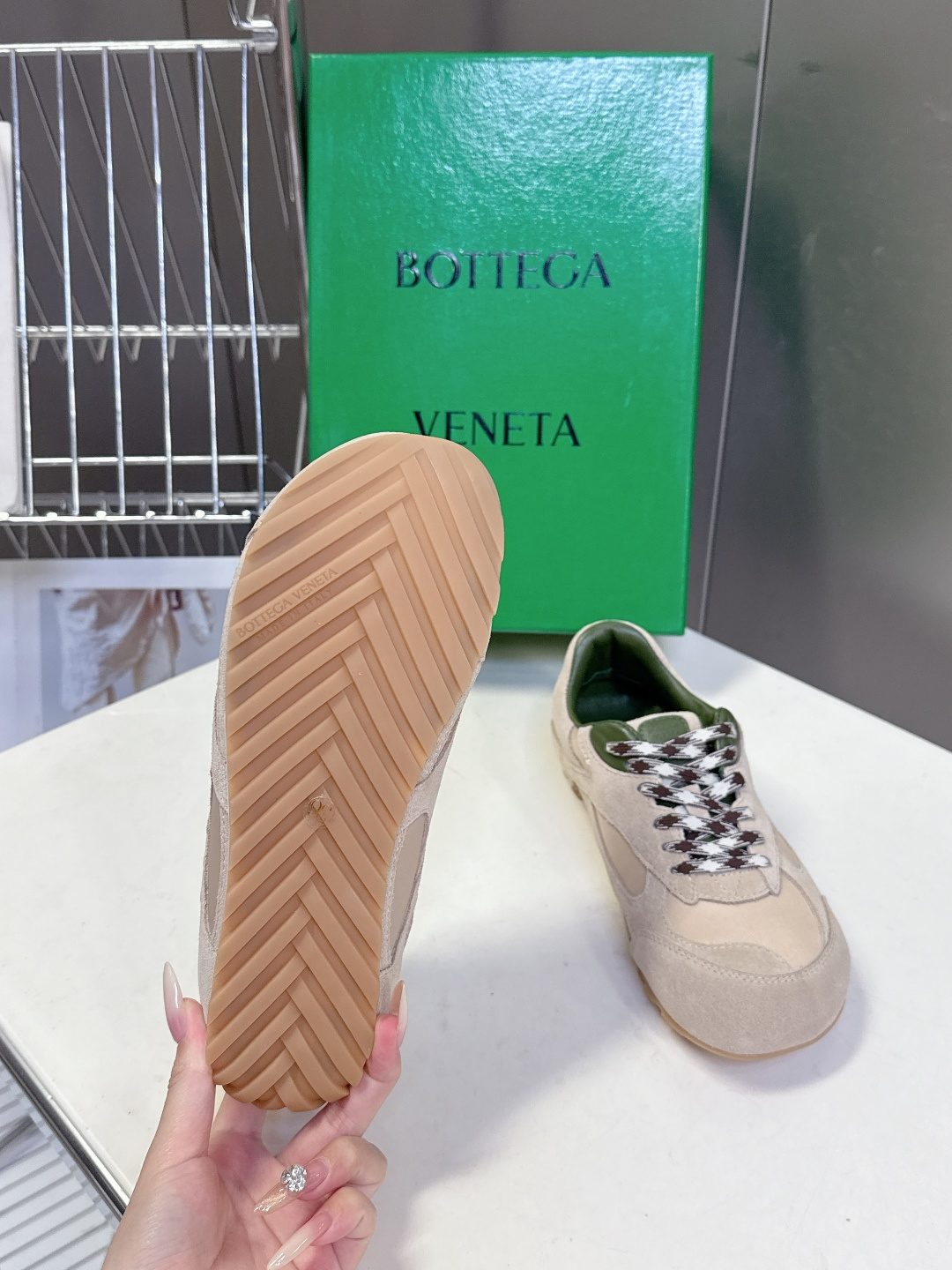 Bottega Veneta BV葆蝶家 阿甘鞋 德训鞋 运动鞋 BV经典老钱风运动鞋超多明星时尚博主种