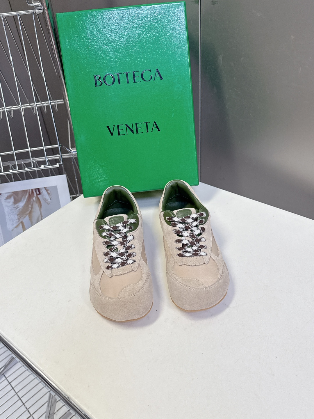 Bottega Veneta BV葆蝶家 阿甘鞋 德训鞋 运动鞋 BV经典老钱风运动鞋超多明星时尚博主种