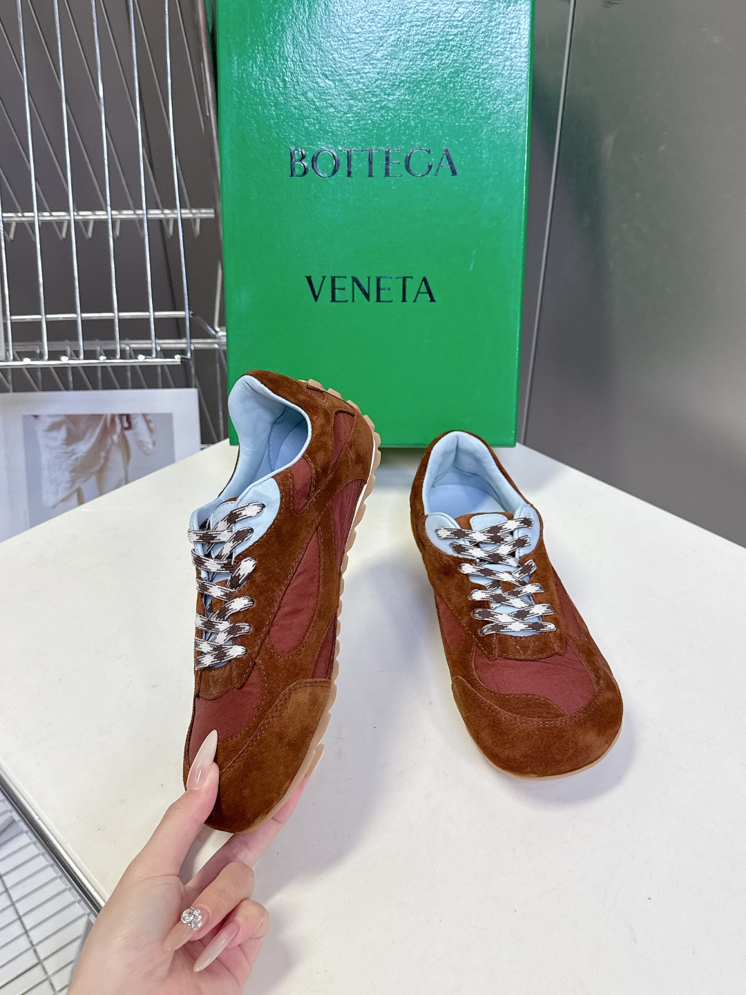 Bottega Veneta BV葆蝶家 阿甘鞋 德训鞋 运动鞋 BV经典老钱风运动鞋超多明星时尚博主种
